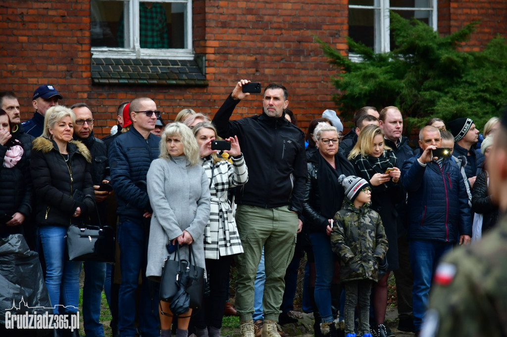 Przysięga Strzelców z III LO w Grudzidzu- foto