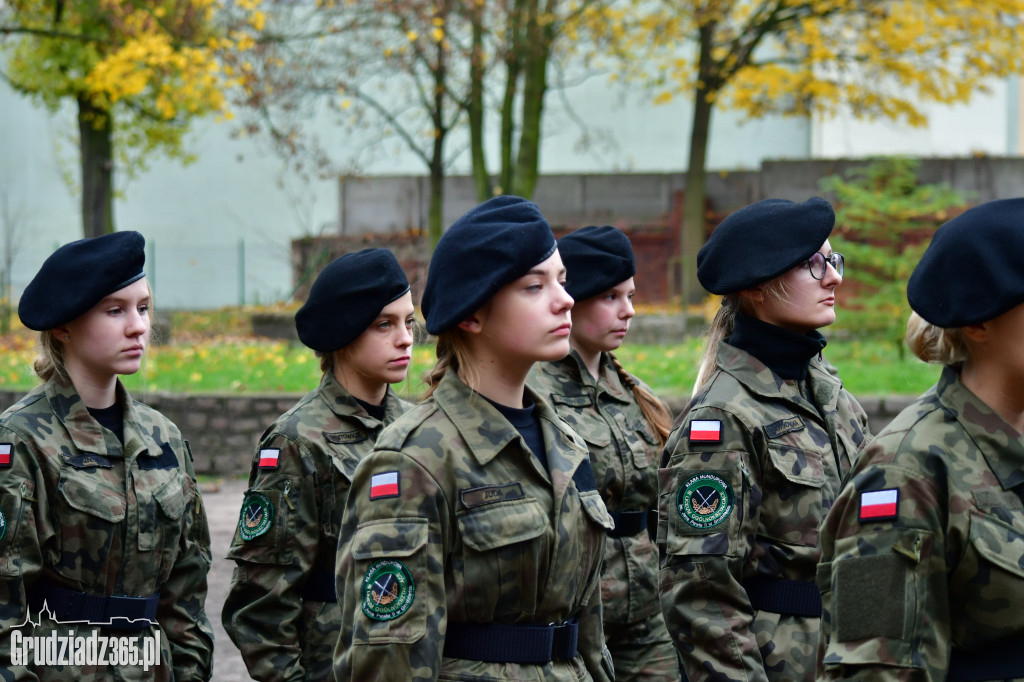 Przysięga Strzelców z III LO w Grudzidzu- foto