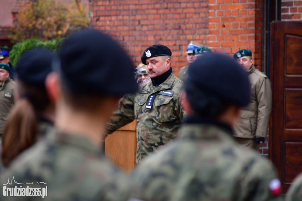 Przysięga Strzelców z III LO w Grudzidzu- foto