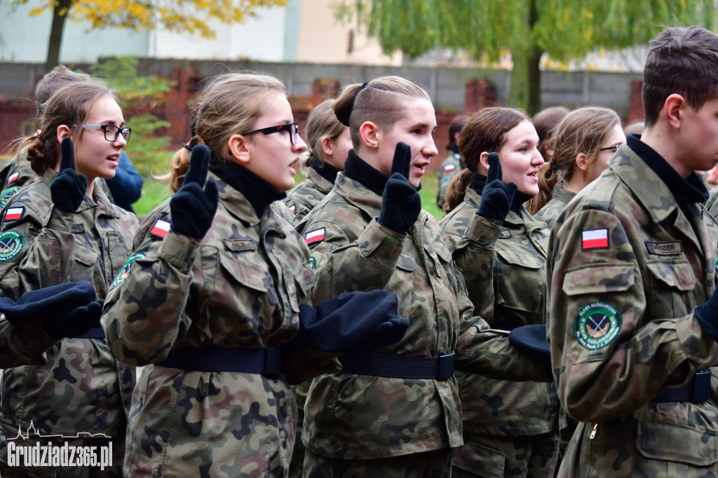 Przysięga Strzelców z III LO w Grudzidzu- foto