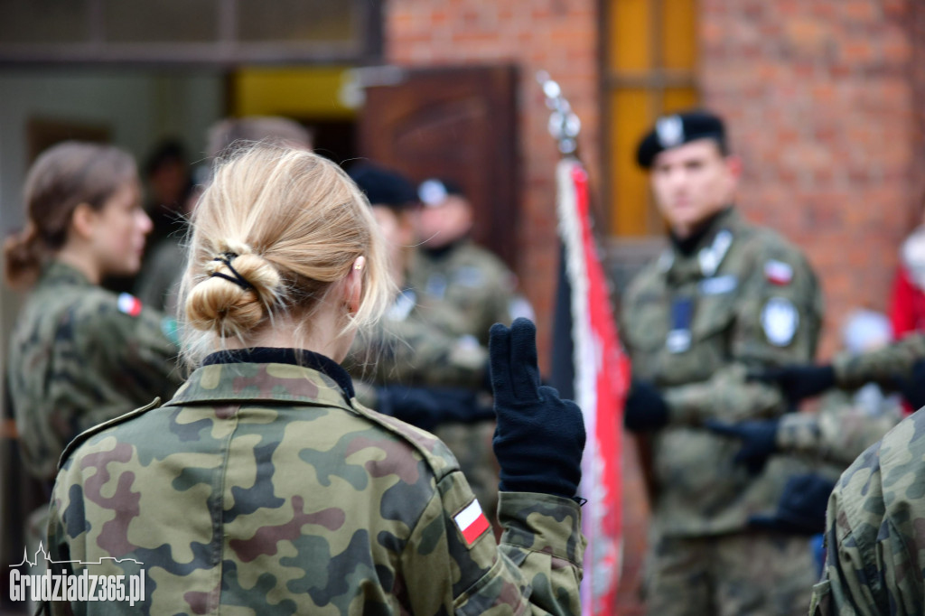 Przysięga Strzelców z III LO w Grudzidzu- foto