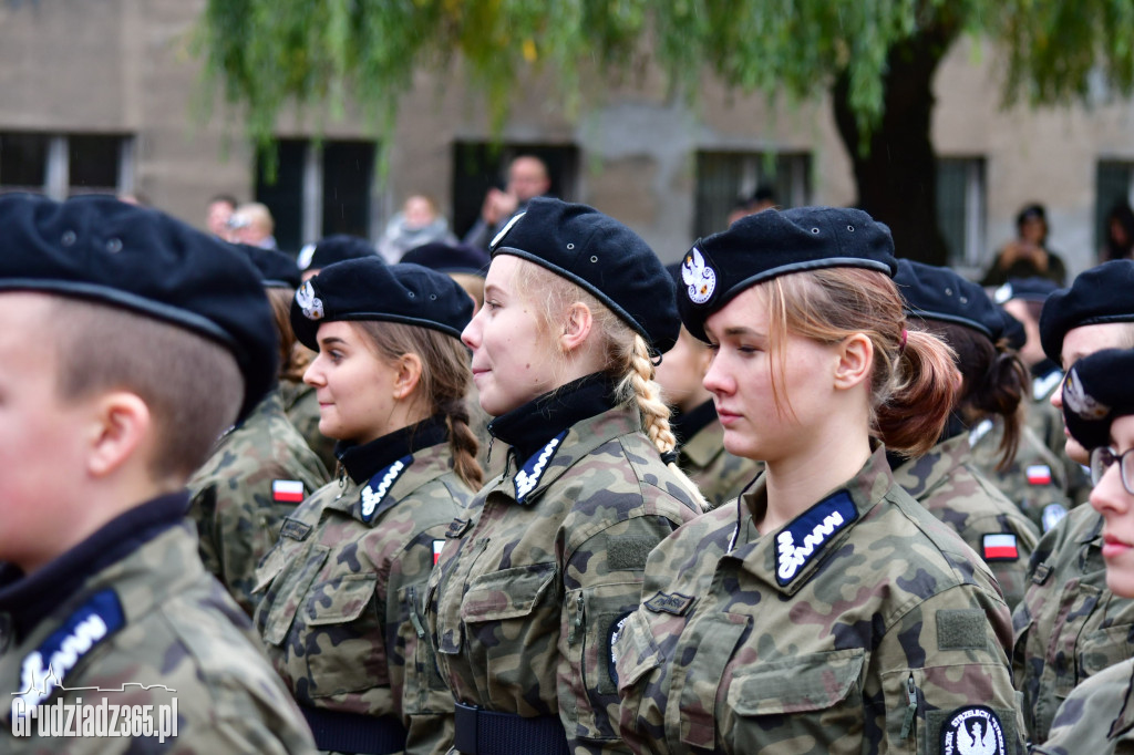 Przysięga Strzelców z III LO w Grudzidzu- foto