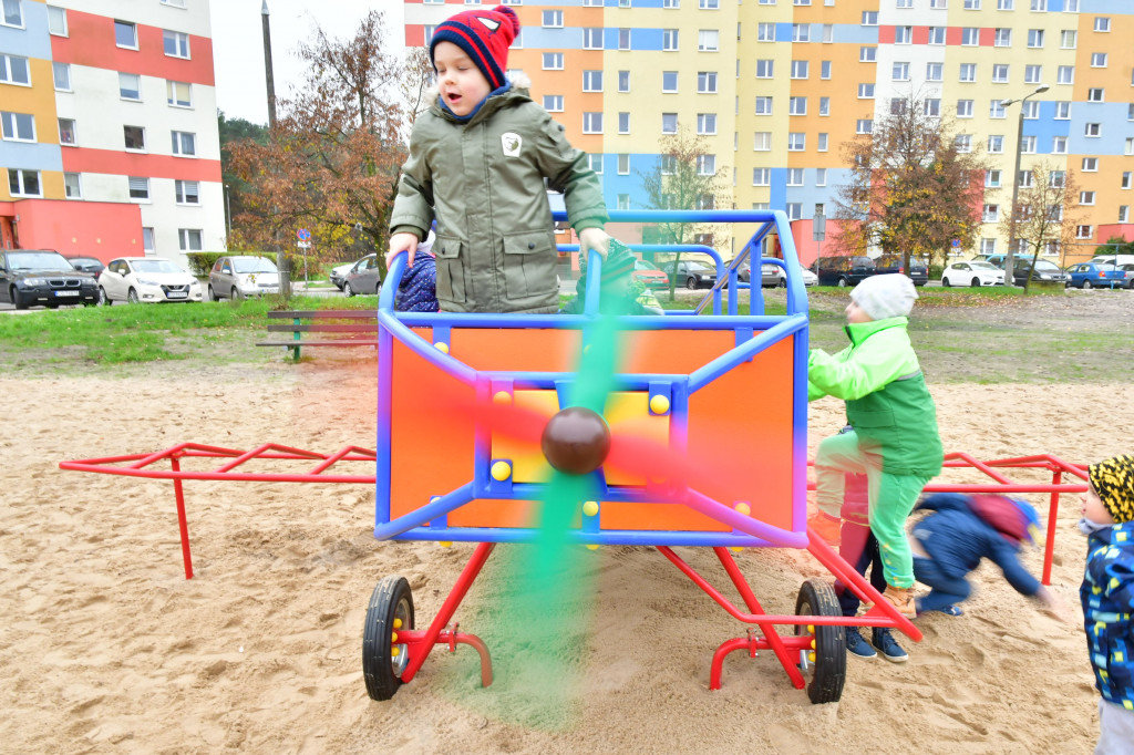 GBO- otwarcie placu zabaw na oś. Lotnisko