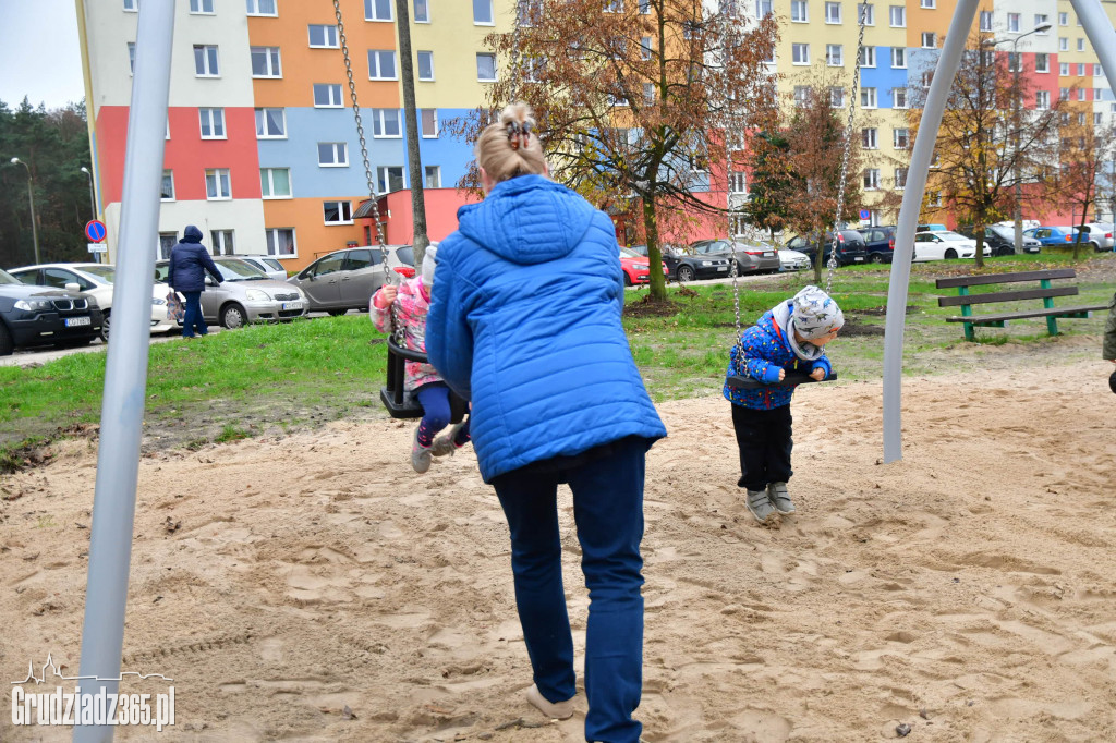 GBO- otwarcie placu zabaw na oś. Lotnisko