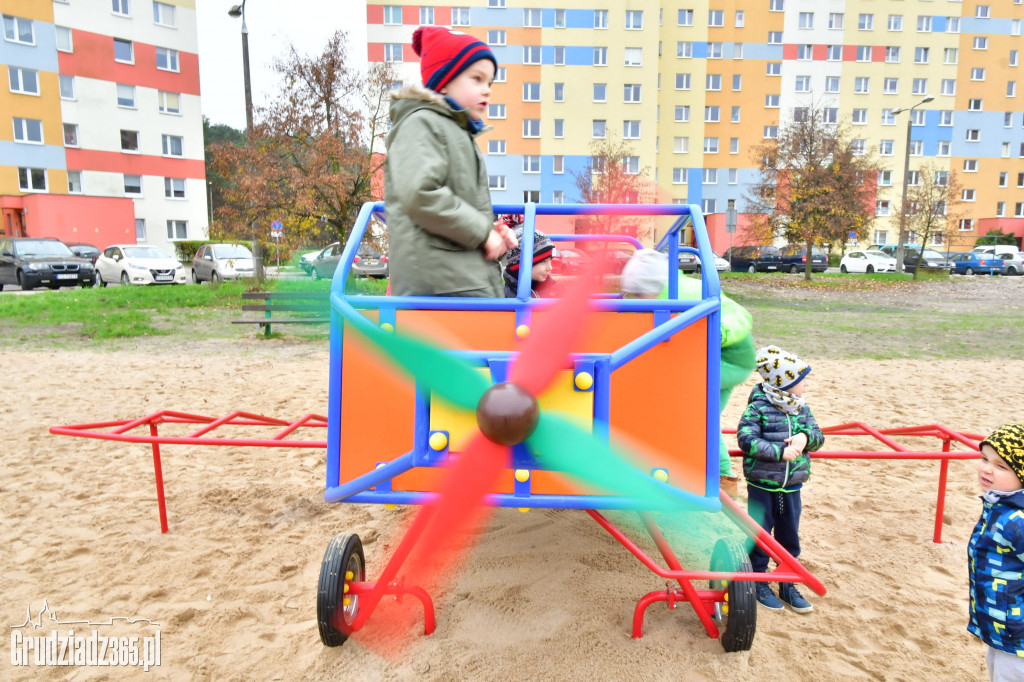 GBO- otwarcie placu zabaw na oś. Lotnisko