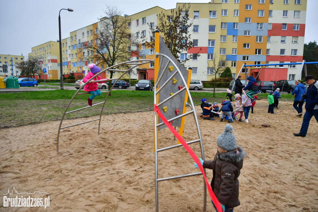 GBO- otwarcie placu zabaw na oś. Lotnisko