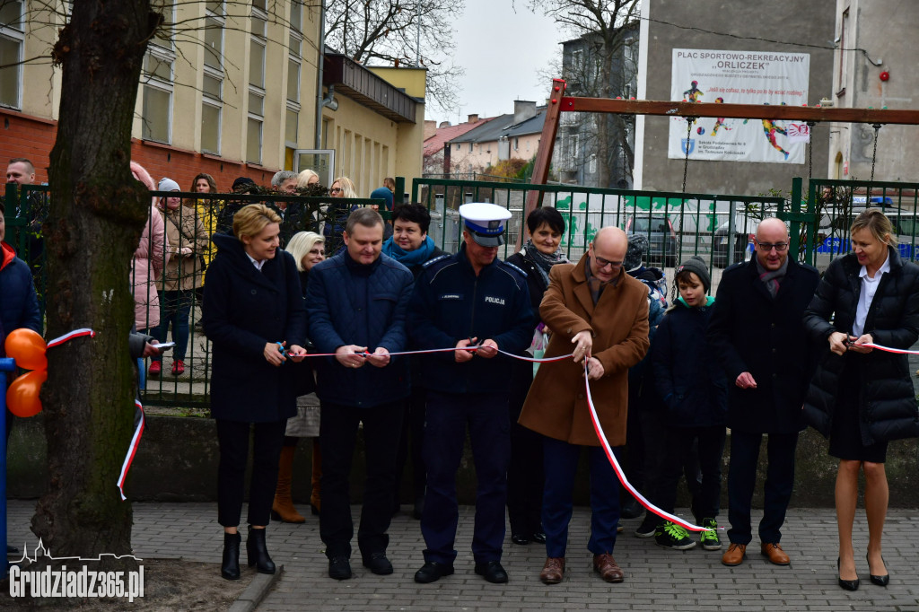 Otwarcie inteligentnego przejścia dla pieszych