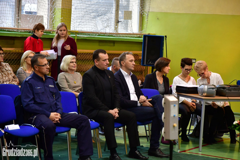 Otwarcie inteligentnego przejścia dla pieszych