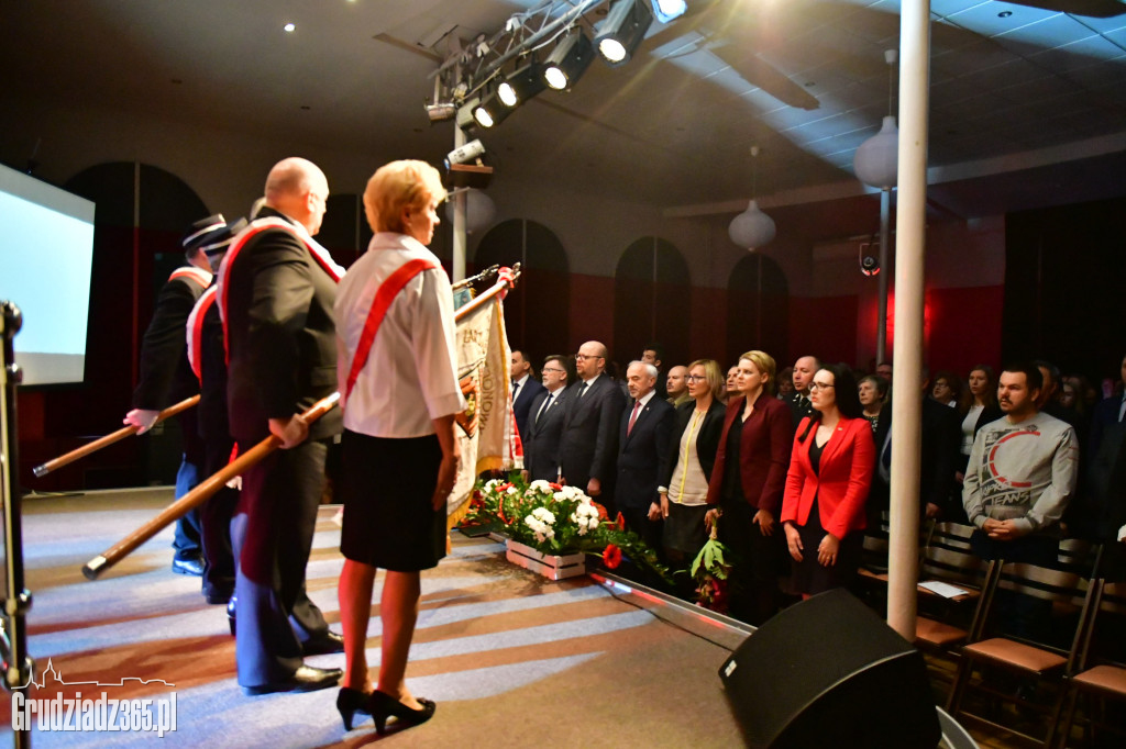 100 lecie Polskiego Czerwonego Krzyża