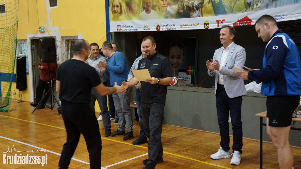 Turniej siatkówki służby więziennej
