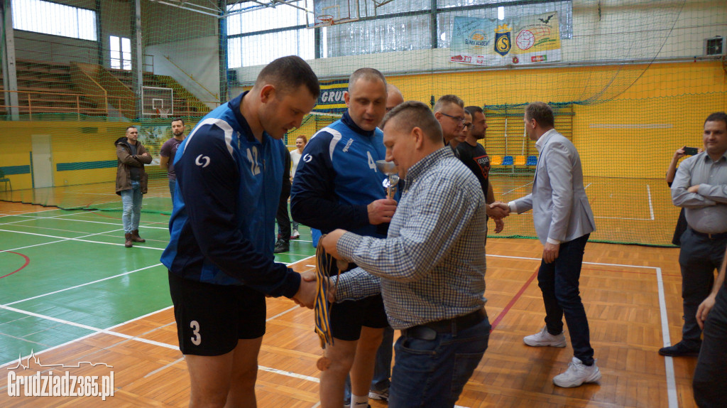 Turniej siatkówki służby więziennej