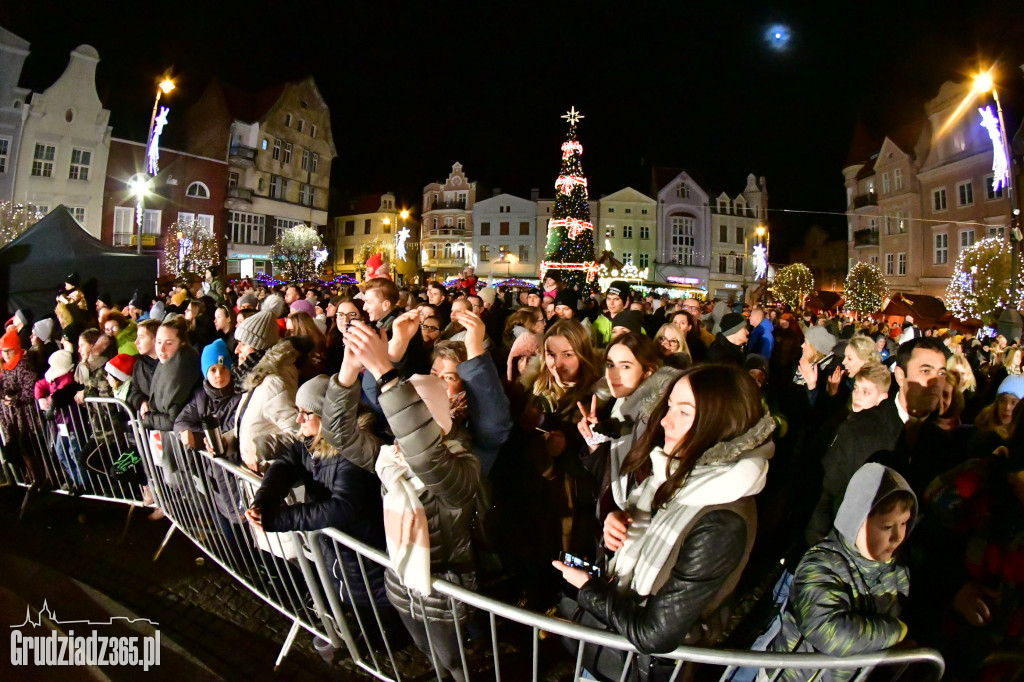 Sarsa zagrała na grudziądzkim rynku- Fotorelacja