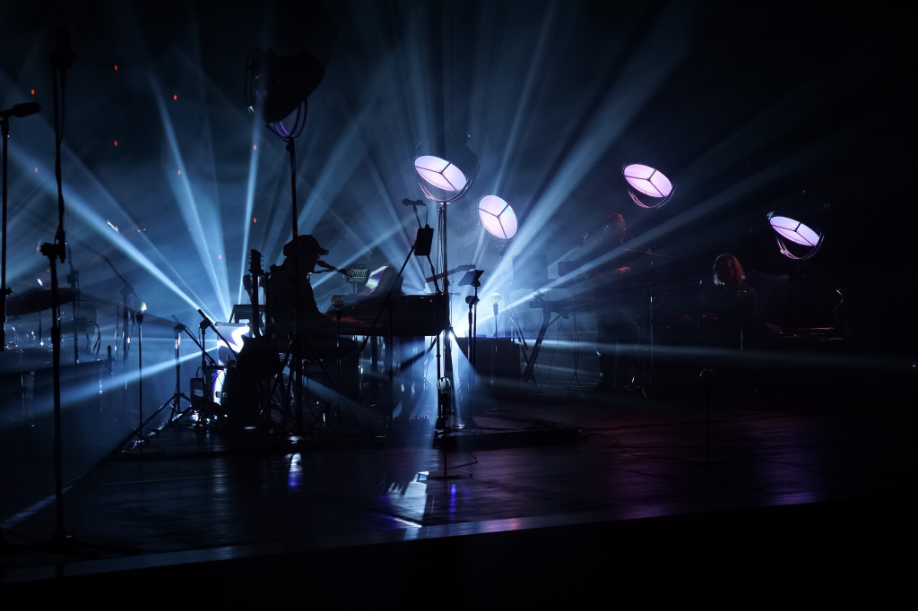 Kortez Przedpremierowo zagrał w Teatrze