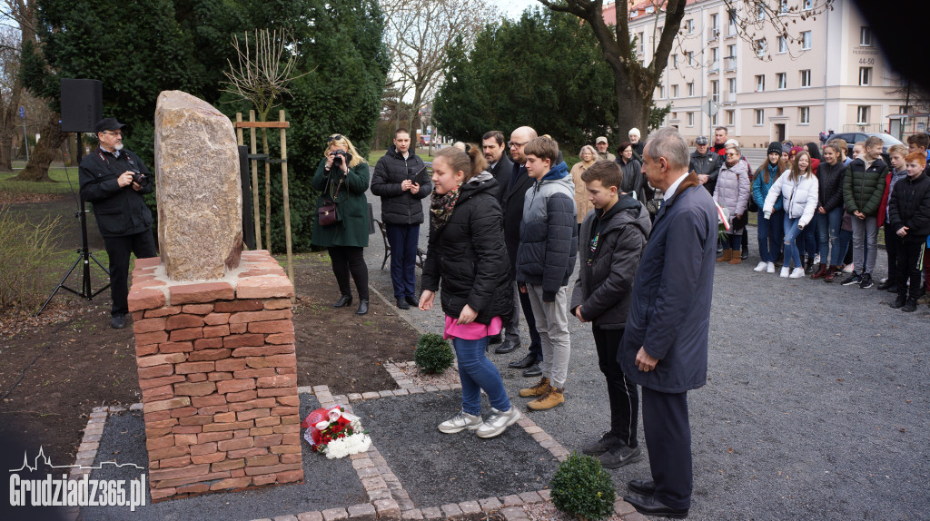 Uroczyście otwarto Skwer Wolności