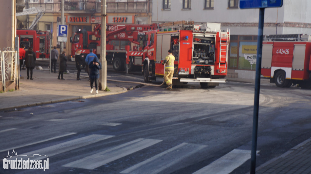 Pożar poddasza w budynku przy Groblowej 4 w Grudziądzu