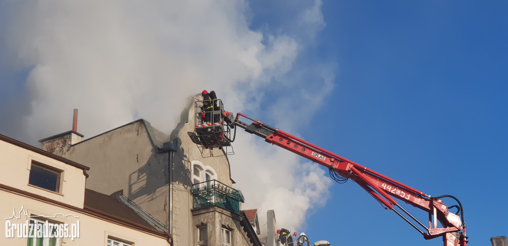 Pożar poddasza w budynku przy Groblowej 4 w Grudziądzu
