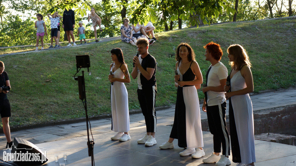 Festiwal Lato na Starym Mieście 2020 - Zespół 5/6