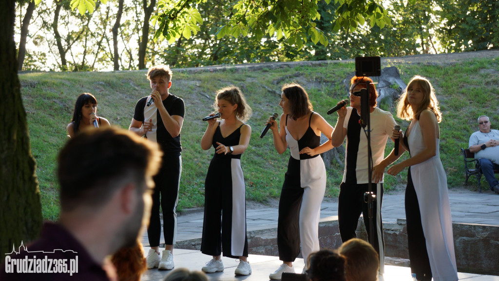 Festiwal Lato na Starym Mieście 2020 - Zespół 5/6