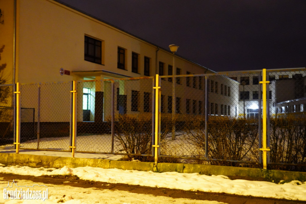 W szkołach w Grudziądzu nie oszczędza się prądu