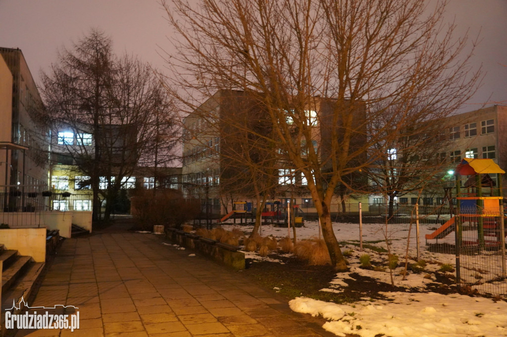 W szkołach w Grudziądzu nie oszczędza się prądu