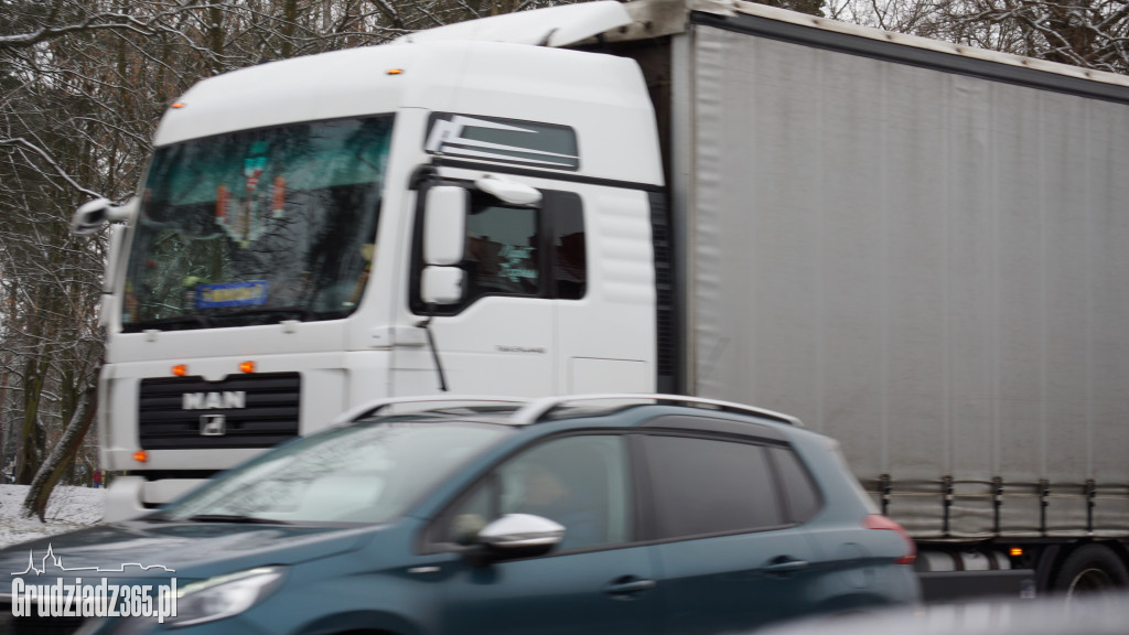 Koledzy żegnają kierowcę TIRa Kamila Murawskiego