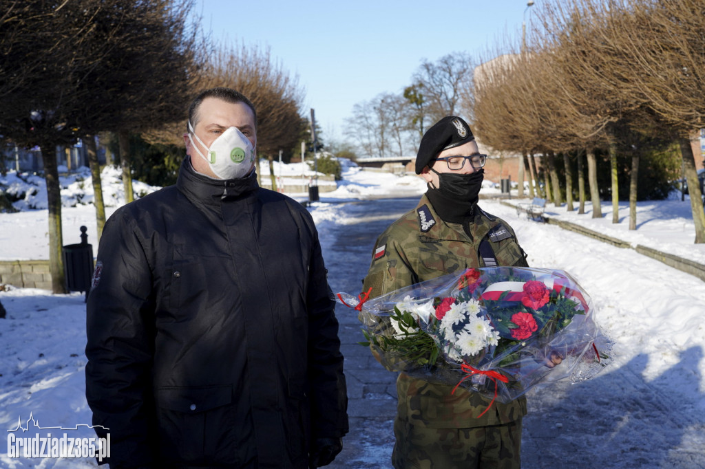 79. rocznica powstania Armii Krajowej. Skromne obchody