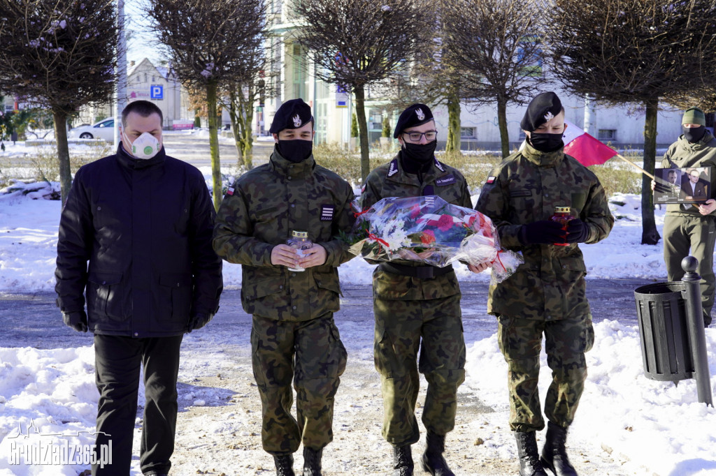 79. rocznica powstania Armii Krajowej. Skromne obchody