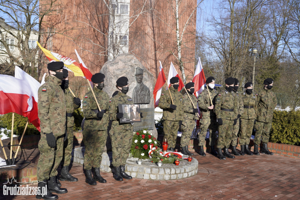 79. rocznica powstania Armii Krajowej. Skromne obchody