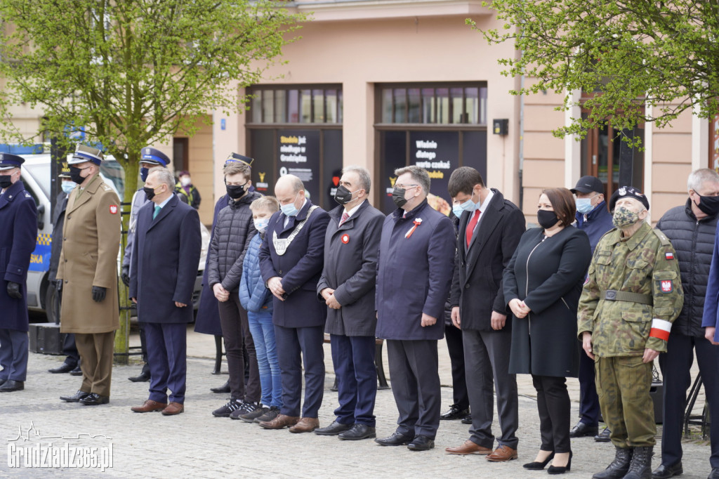 Obchody rocznicy uchwalenia Konstytucji 3 Maja. Uroczystość na Rynku w Grudziądzu