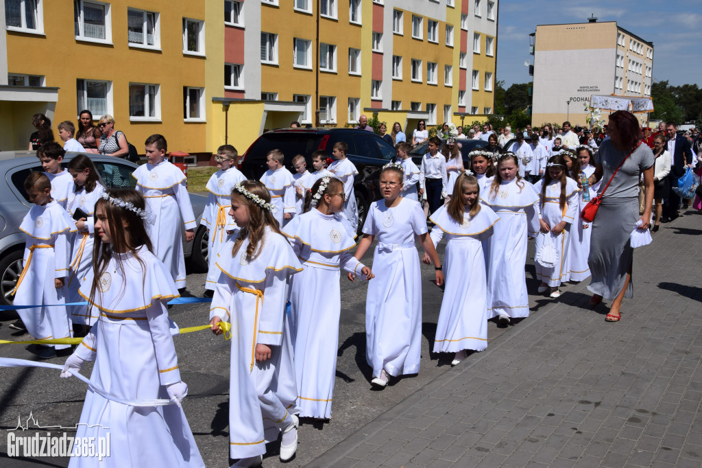 Procesje Bożego Ciała na os. Mniszek i Strzemięcin w Grudziądzu