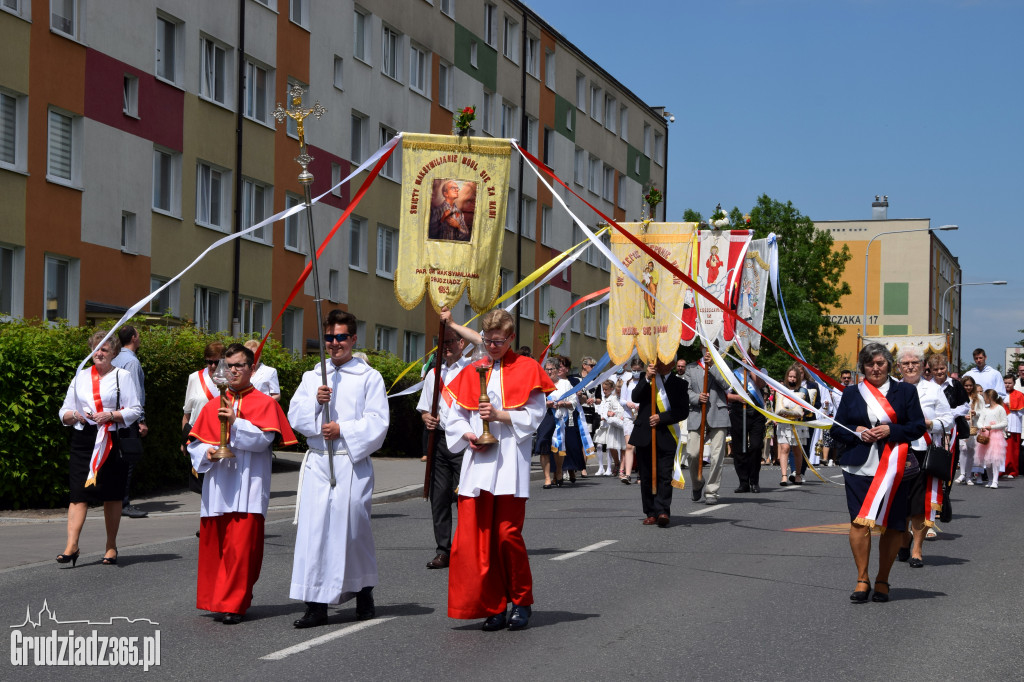 Procesje Bożego Ciała na os. Mniszek i Strzemięcin w Grudziądzu