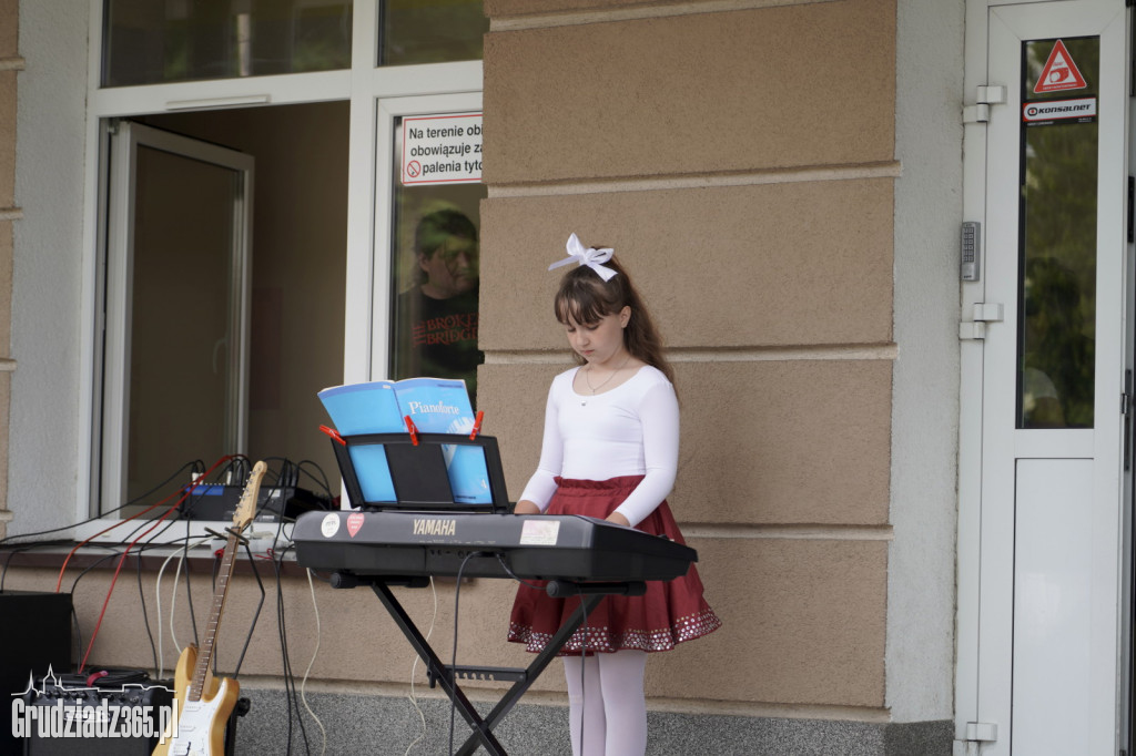 Festyn dla dzieci przed NOTem