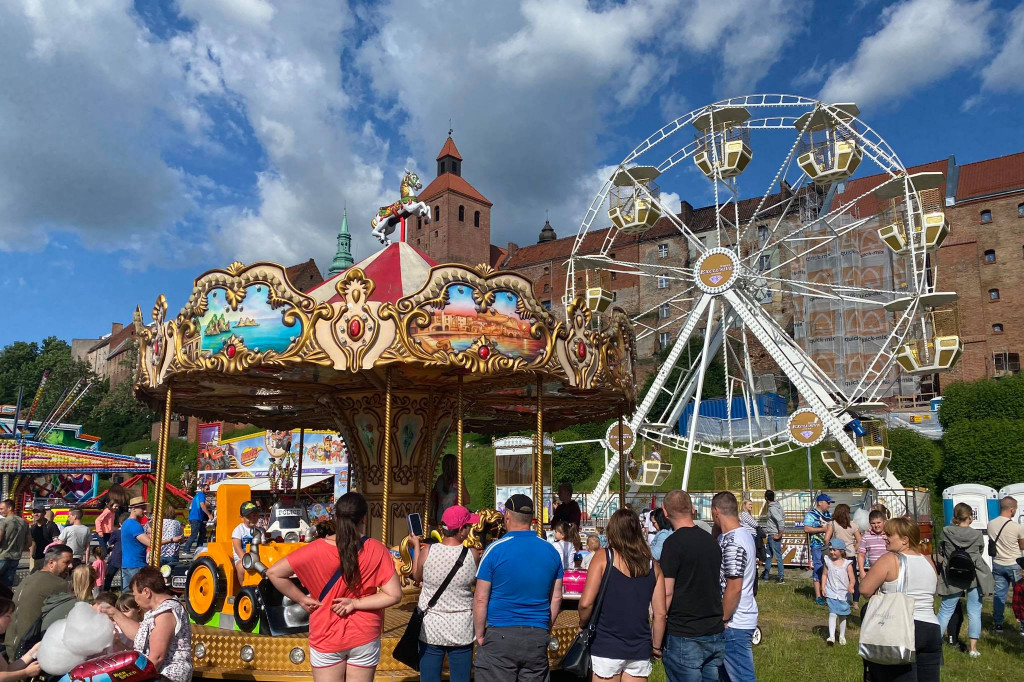 Lunapark Mega z Młynem Widokowym w Grudziądzu