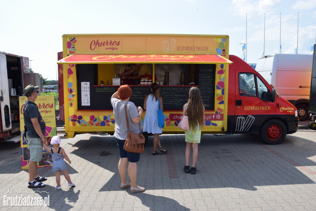 VII Festiwal Smaków Food Trucków w Grudziądzu - foto