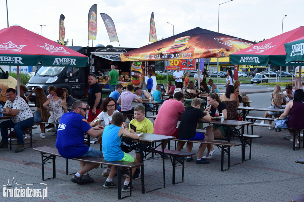 VII Festiwal Smaków Food Trucków w Grudziądzu - foto