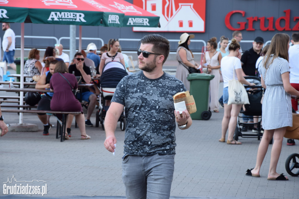 VII Festiwal Smaków Food Trucków w Grudziądzu - foto
