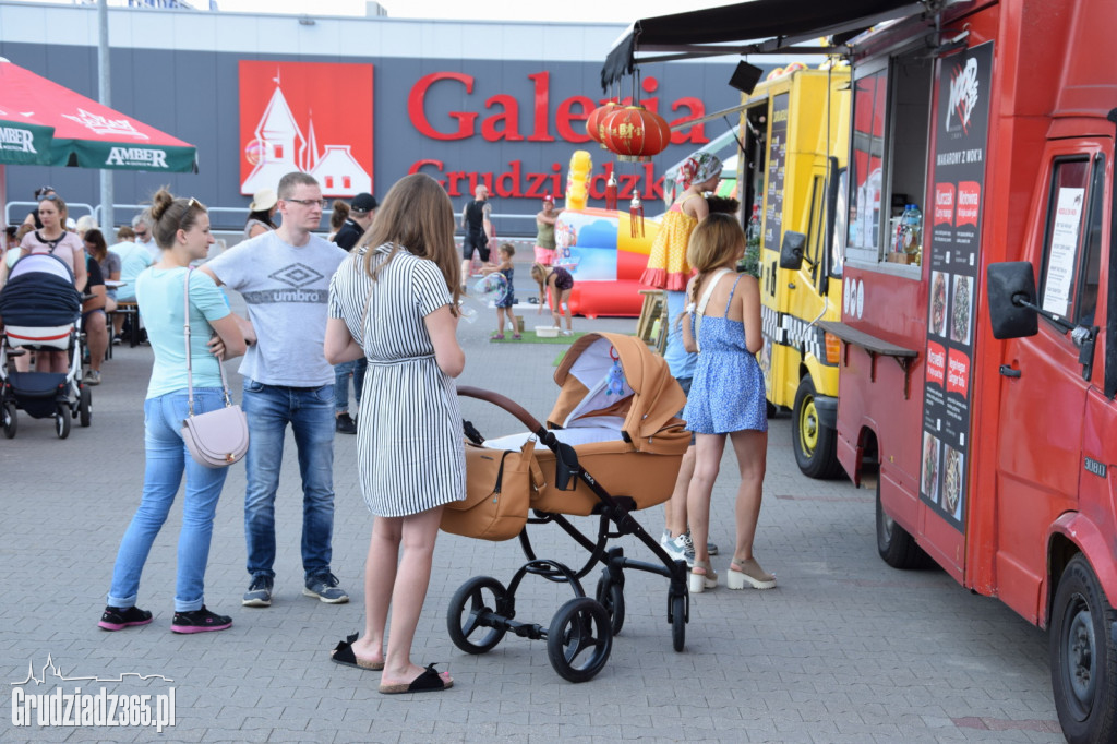 VII Festiwal Smaków Food Trucków w Grudziądzu - foto