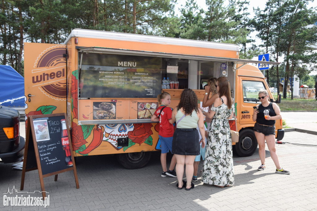 VII Festiwal Smaków Food Trucków w Grudziądzu - foto