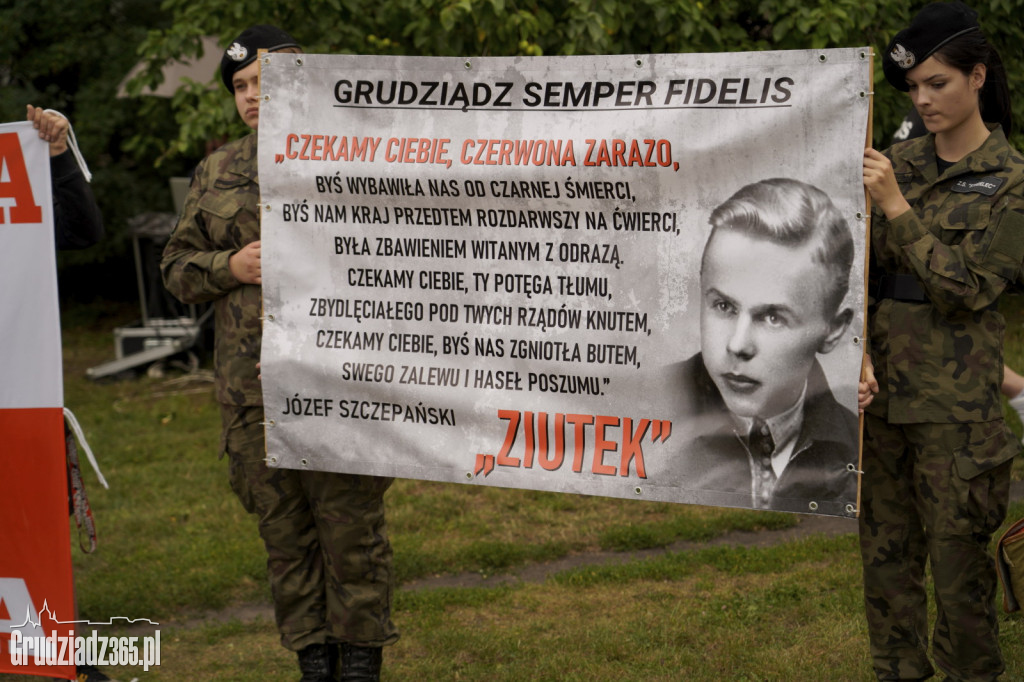 Grudziądz. Obchody  77. rocznicy wybuchu powstania warszawskiego