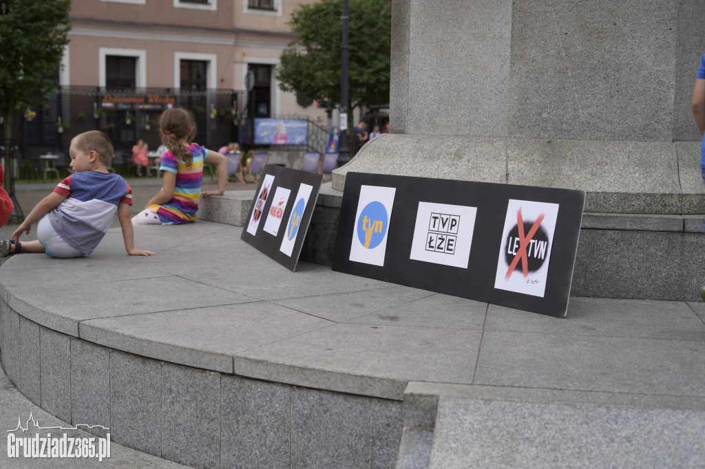 Protest w obronie wolnych mediów
