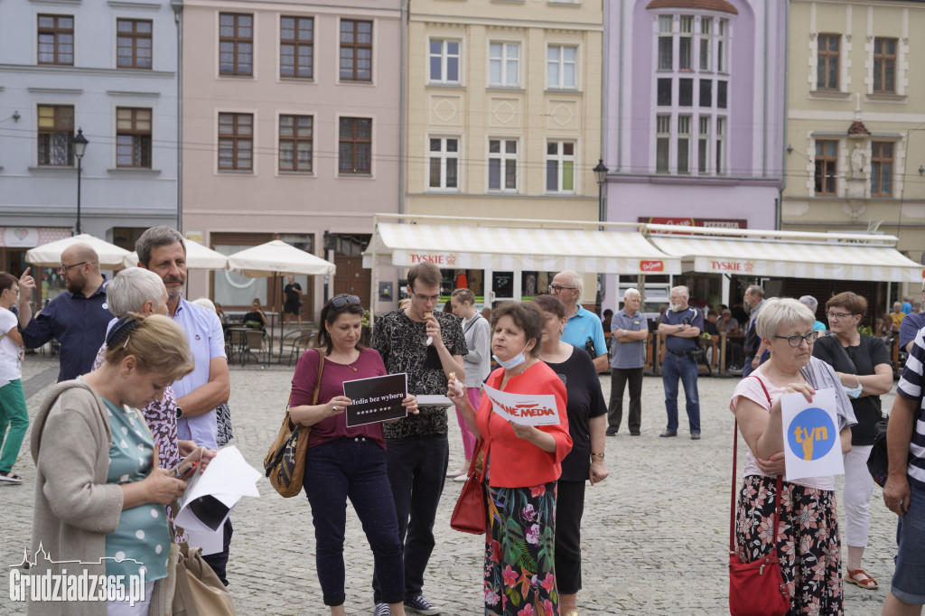 Protest w obronie wolnych mediów