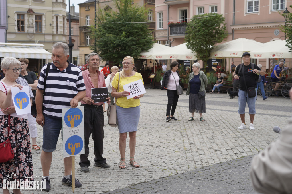 Protest w obronie wolnych mediów