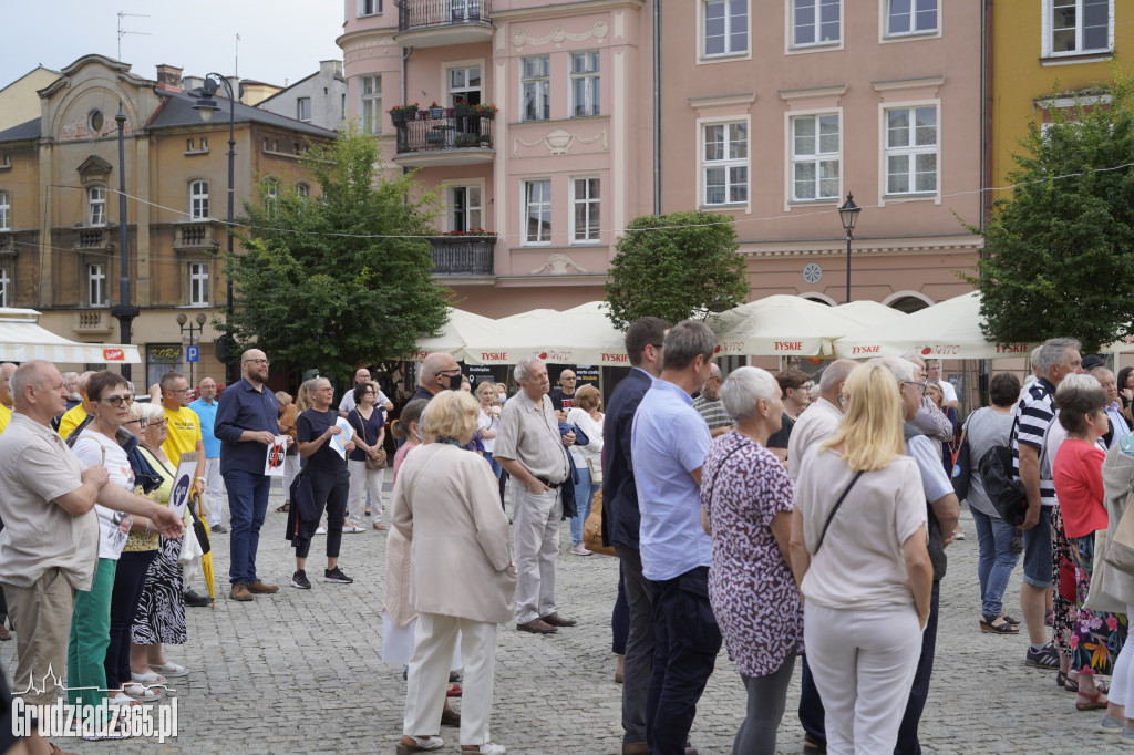 Protest w obronie wolnych mediów
