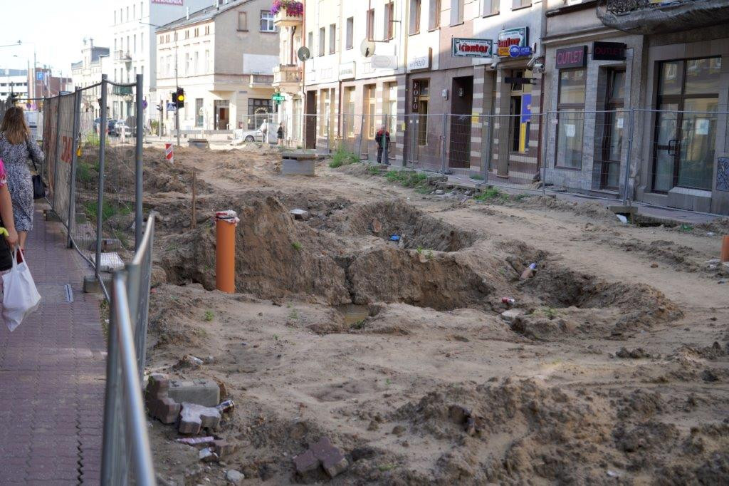 Remont torowiska na ulicy Toruńskiej i Al. 23 stycznia w Grudziądzu