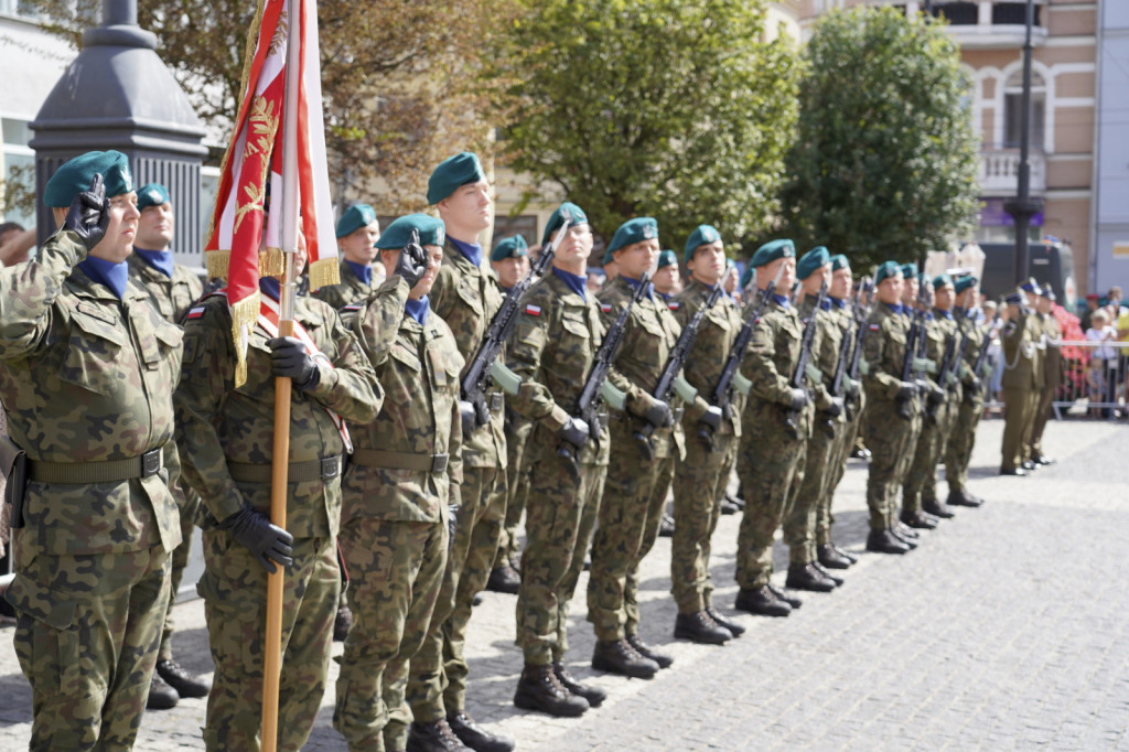 Grudziądz. Uroczyste obchody Święta Wojska Polskiego