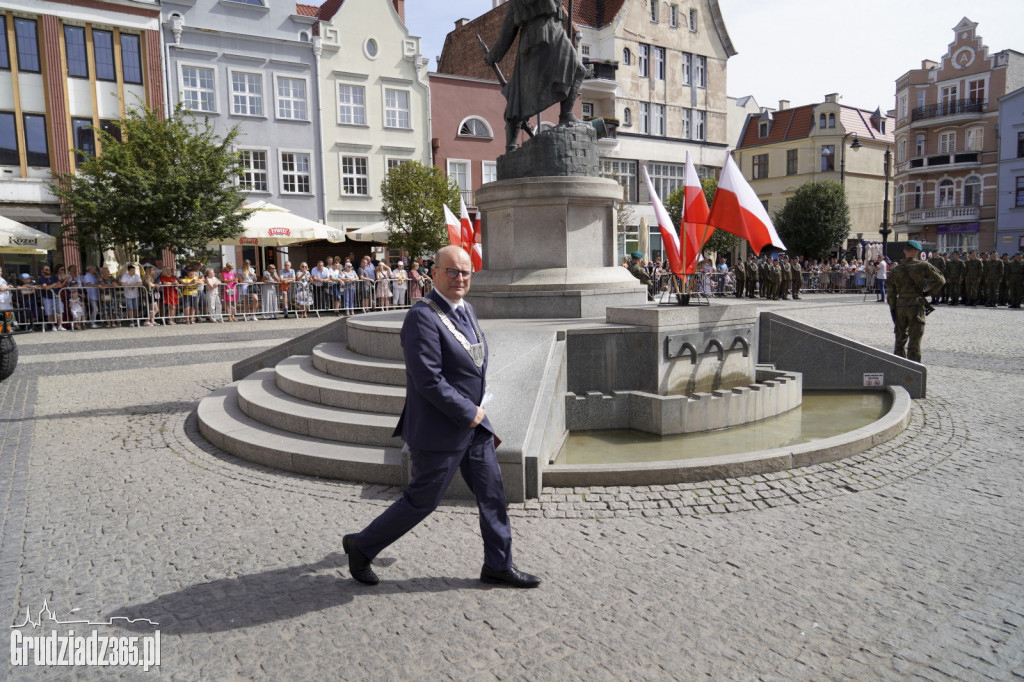Grudziądz. Uroczyste obchody Święta Wojska Polskiego