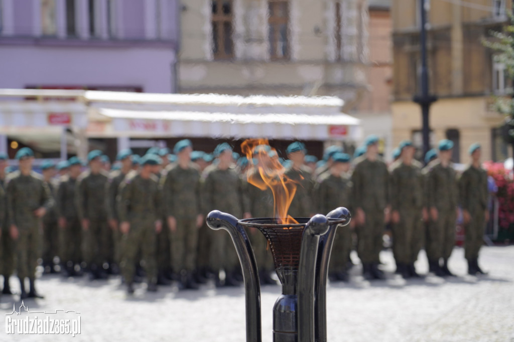 Grudziądz. Uroczyste obchody Święta Wojska Polskiego