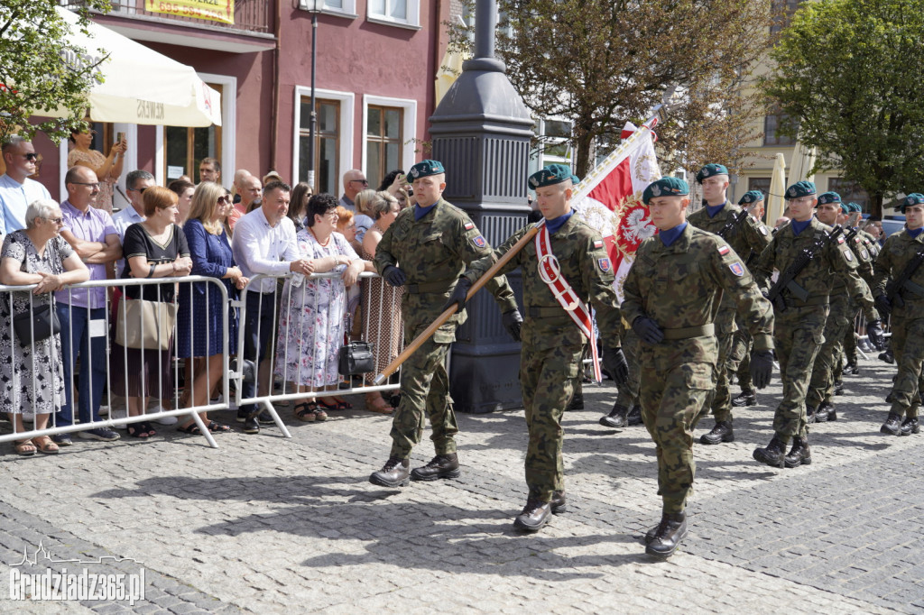 Grudziądz. Uroczyste obchody Święta Wojska Polskiego