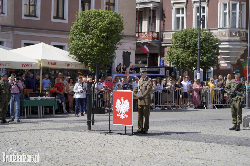 Grudziądz. Uroczyste obchody Święta Wojska Polskiego