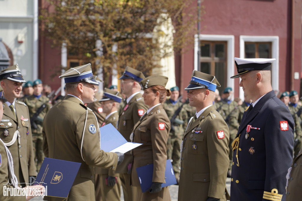 Grudziądz. Uroczyste obchody Święta Wojska Polskiego